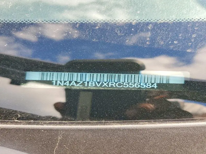 2024 NISSAN LEAF S  