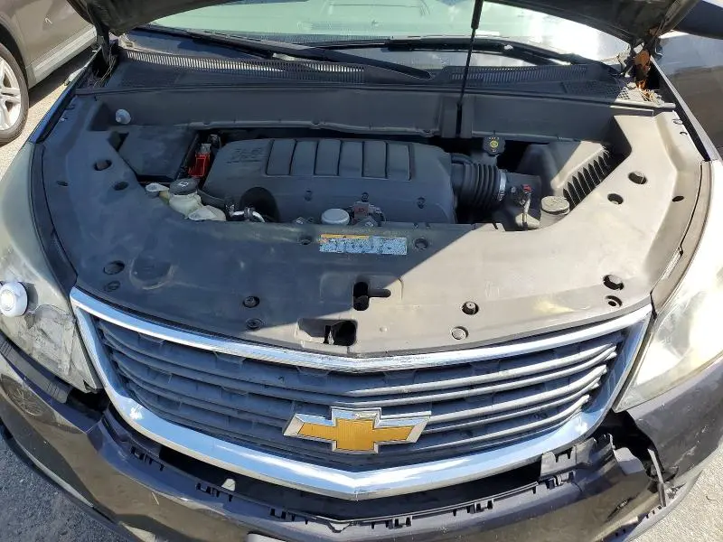 2017 CHEVROLET TRAVERSE LS  