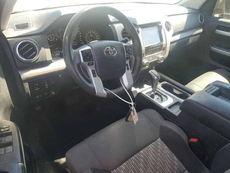 2020 TOYOTA TUNDRA SR5  