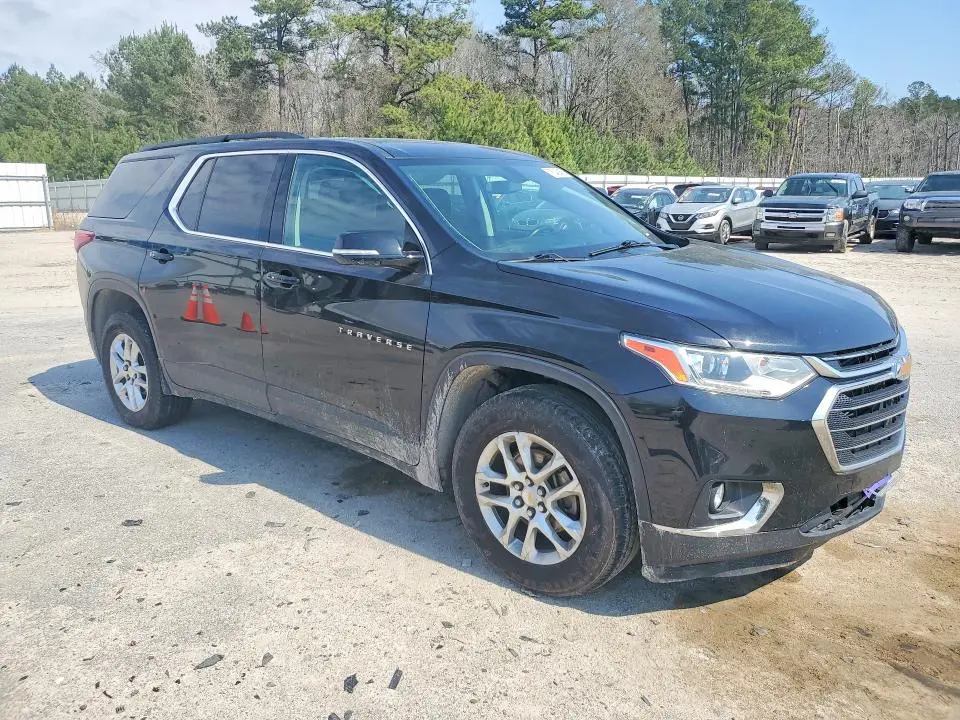 2019 CHEVROLET TRAVERSE LT  