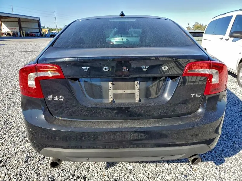 2013 VOLVO S60 T5  