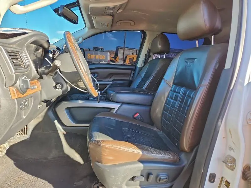 2016 NISSAN TITAN XD SL  