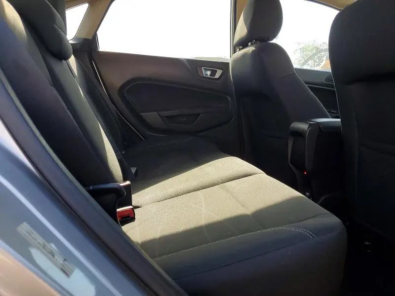2015 FORD FIESTA SE  