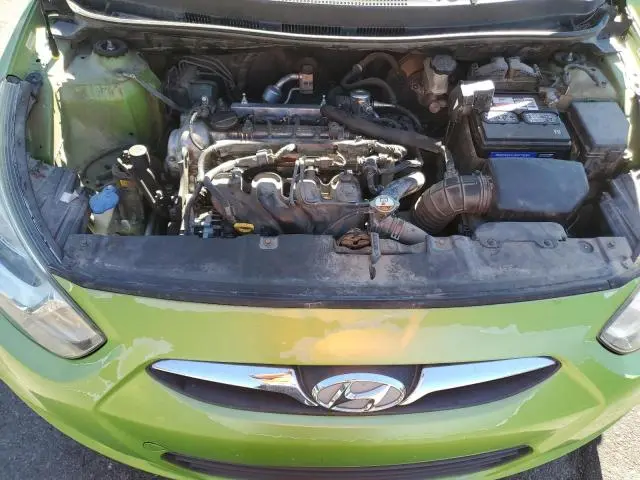 2013 HYUNDAI ACCENT GLS