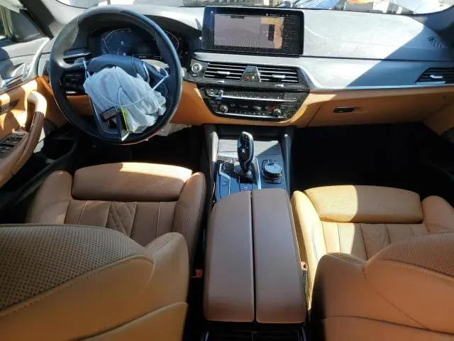 2021 BMW 530 I  
