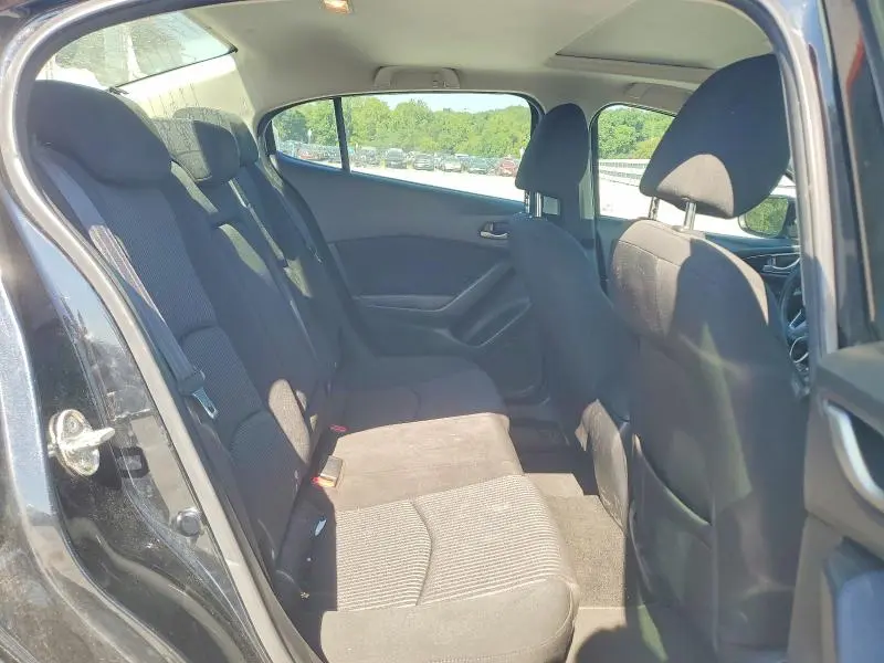 2016 MAZDA 3 TOURING  