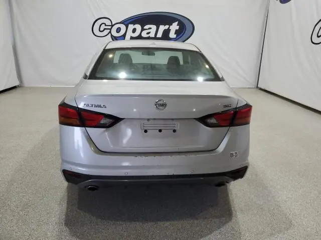 2021 NISSAN ALTIMA SR