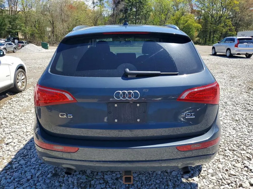 2011 AUDI Q5 PREMIUM PLUS  