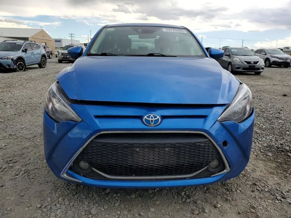 2019 TOYOTA YARIS LE  