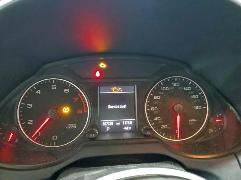 2012 AUDI Q5 PREMIUM PLUS  