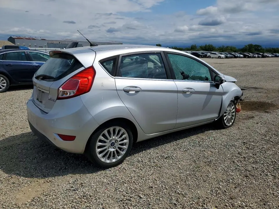 2015 FORD FIESTA TITANIUM  