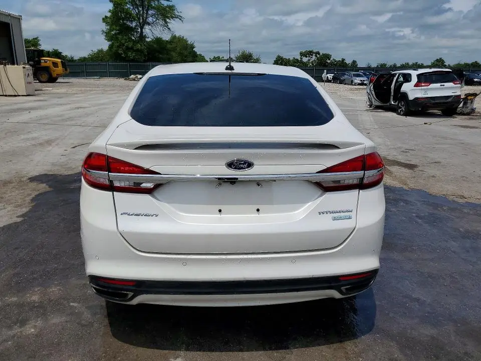2017 FORD FUSION TITANIUM  