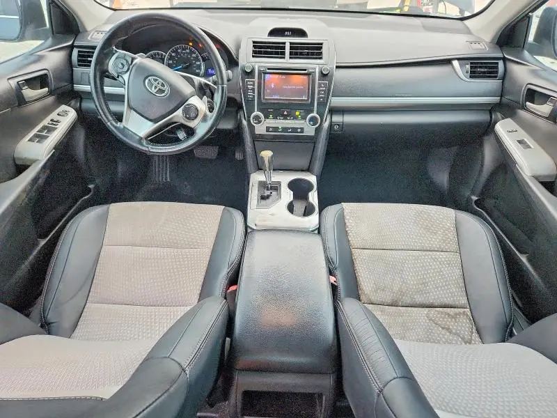 2014 TOYOTA CAMRY SE  
