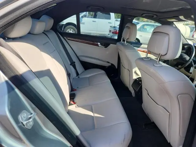 2011 MERCEDES-BENZ C 300  