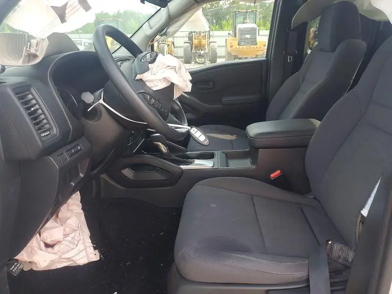 2023 NISSAN FRONTIER S  