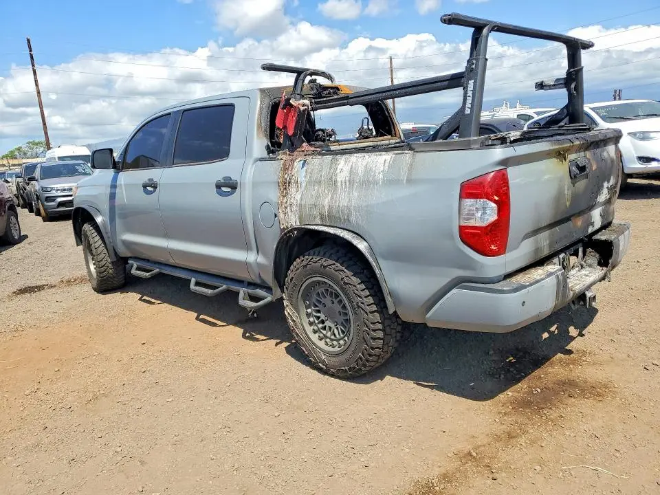 2020 TOYOTA TUNDRA CREWMAX LIMITED  