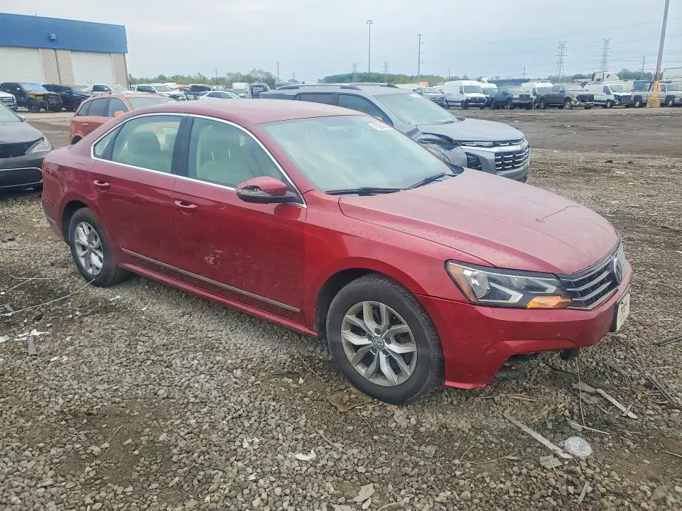 2017 VOLKSWAGEN PASSAT S  