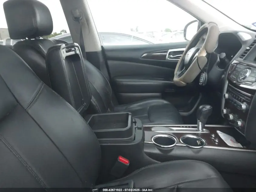 2013 NISSAN PATHFINDER PLATINUM
