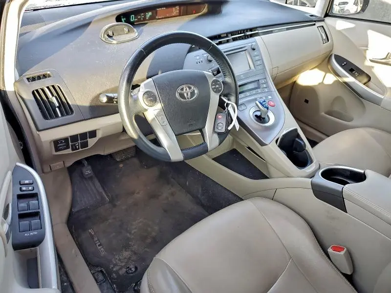 2014 TOYOTA PRIUS   