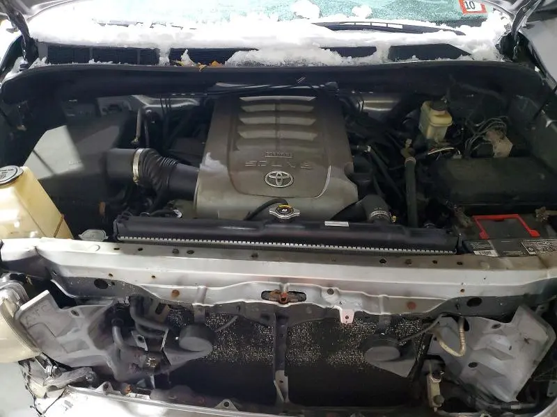 2010 TOYOTA TUNDRA CREWMAX SR5  