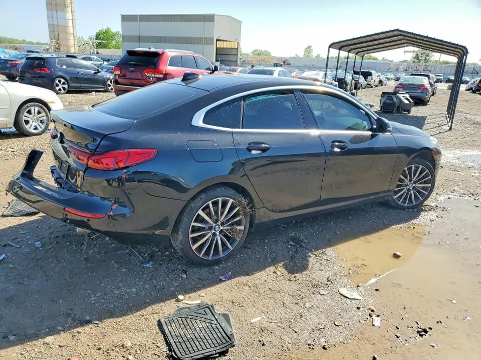 2022 BMW 228I   