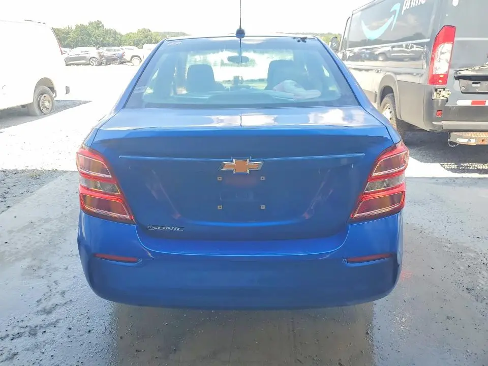 2017 CHEVROLET SONIC LS  