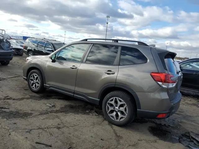 2019 SUBARU FORESTER PREMIUM  