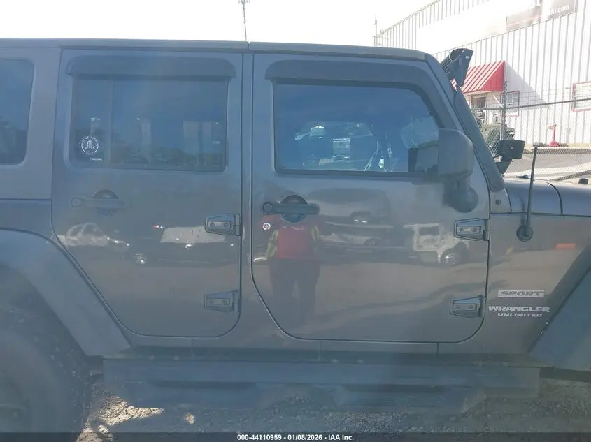 2017 JEEP WRANGLER UNLIMITED SPORT 4X4