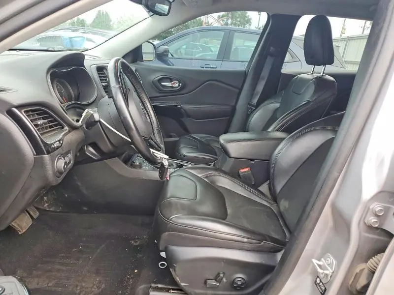 2021 JEEP CHEROKEE LATITUDE PLUS  