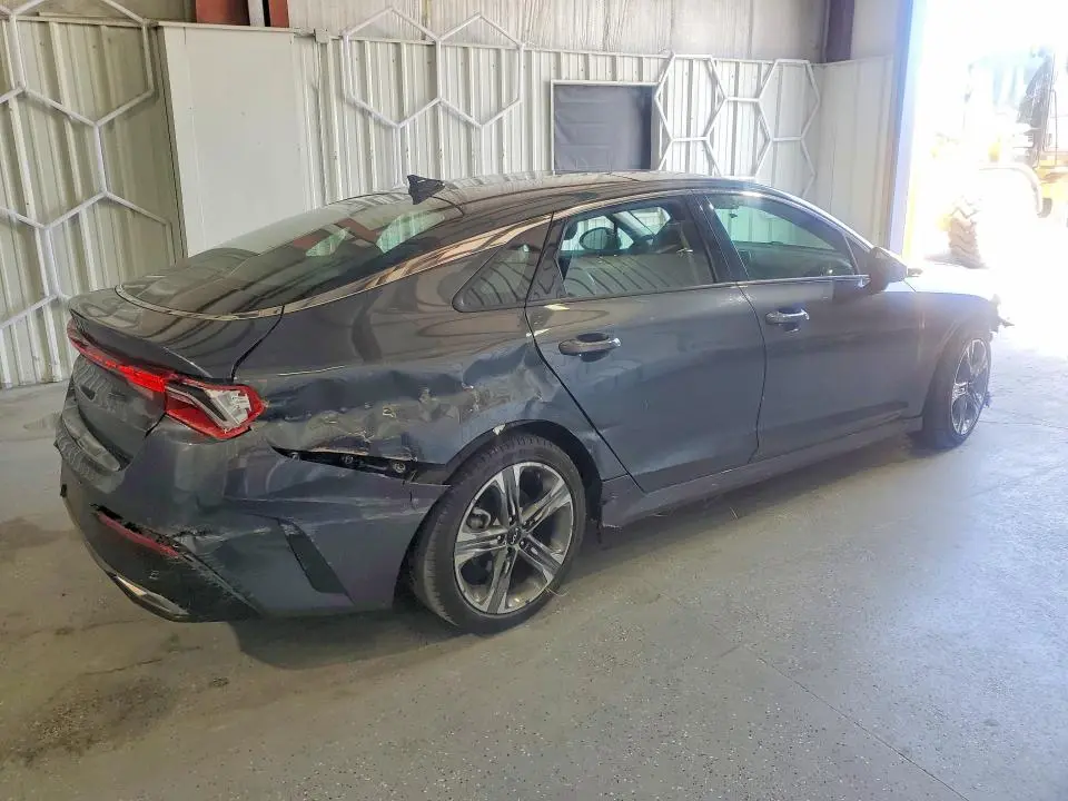 2022 KIA K5 EX  