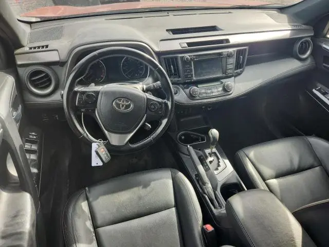 2016 TOYOTA RAV4 SE  