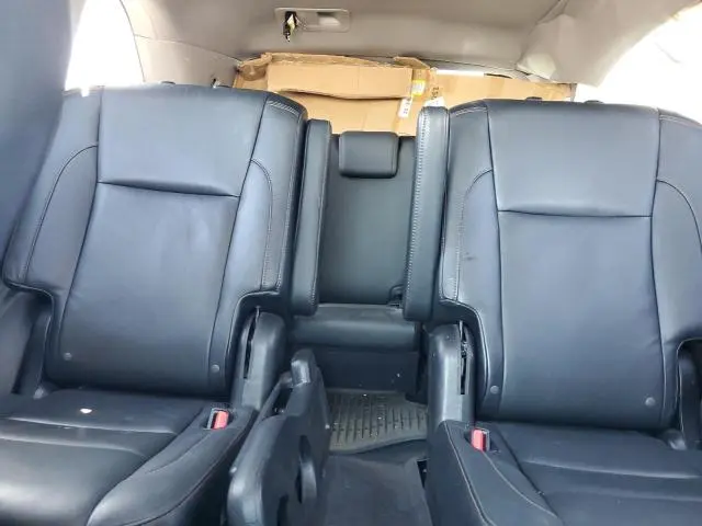 2014 TOYOTA HIGHLANDER XLE  