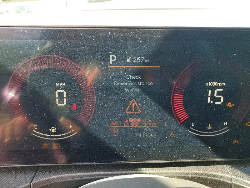 2024 HYUNDAI SANTA FE SE  