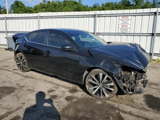 2022 NISSAN ALTIMA SR  