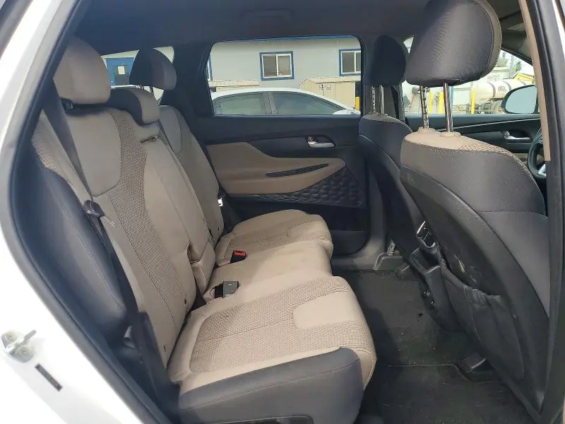 2020 HYUNDAI SANTA FE SE  