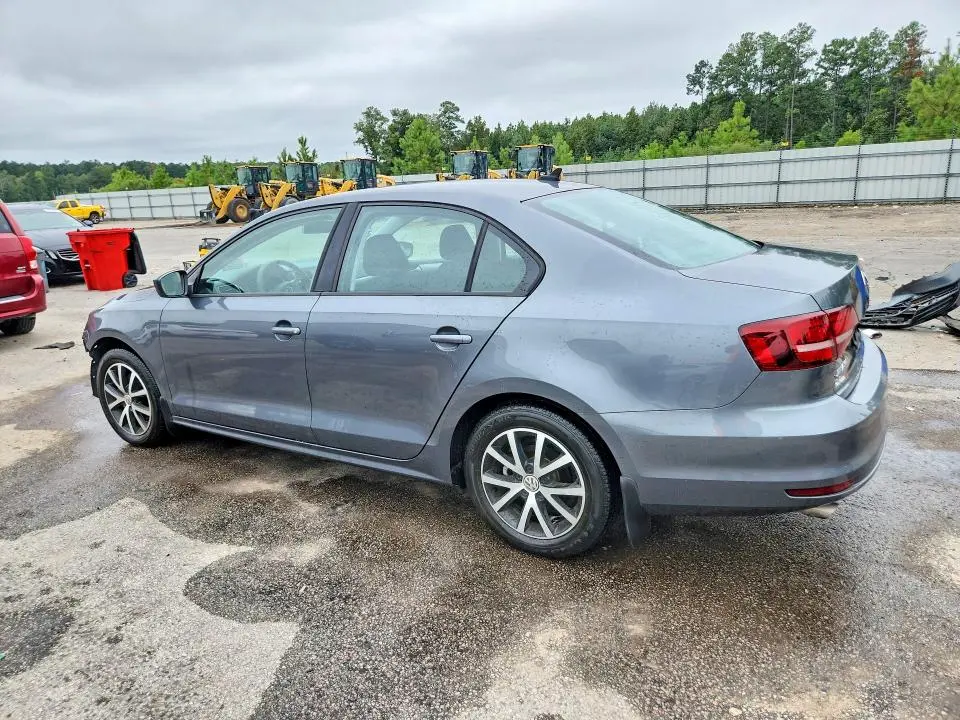 2016 VOLKSWAGEN JETTA SE  