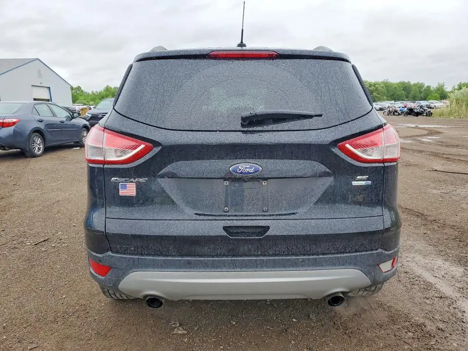 2016 FORD ESCAPE SE  
