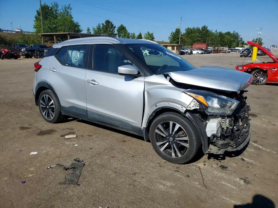 2020 NISSAN KICKS SV  
