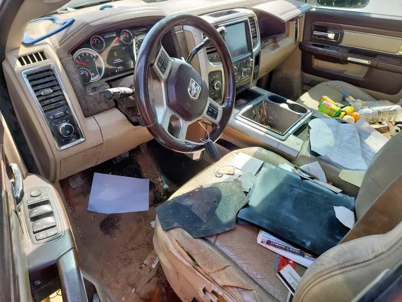 2015 RAM 3500 LARAMIE  