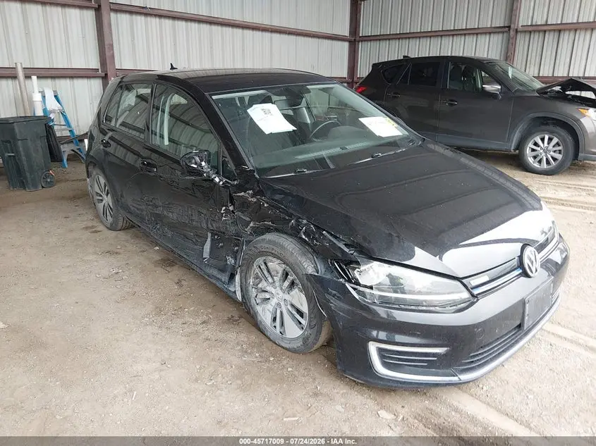 2019 VOLKSWAGEN E-GOLF SE