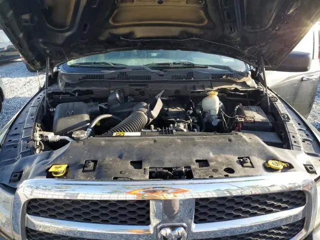 2015 RAM 1500 SLT  