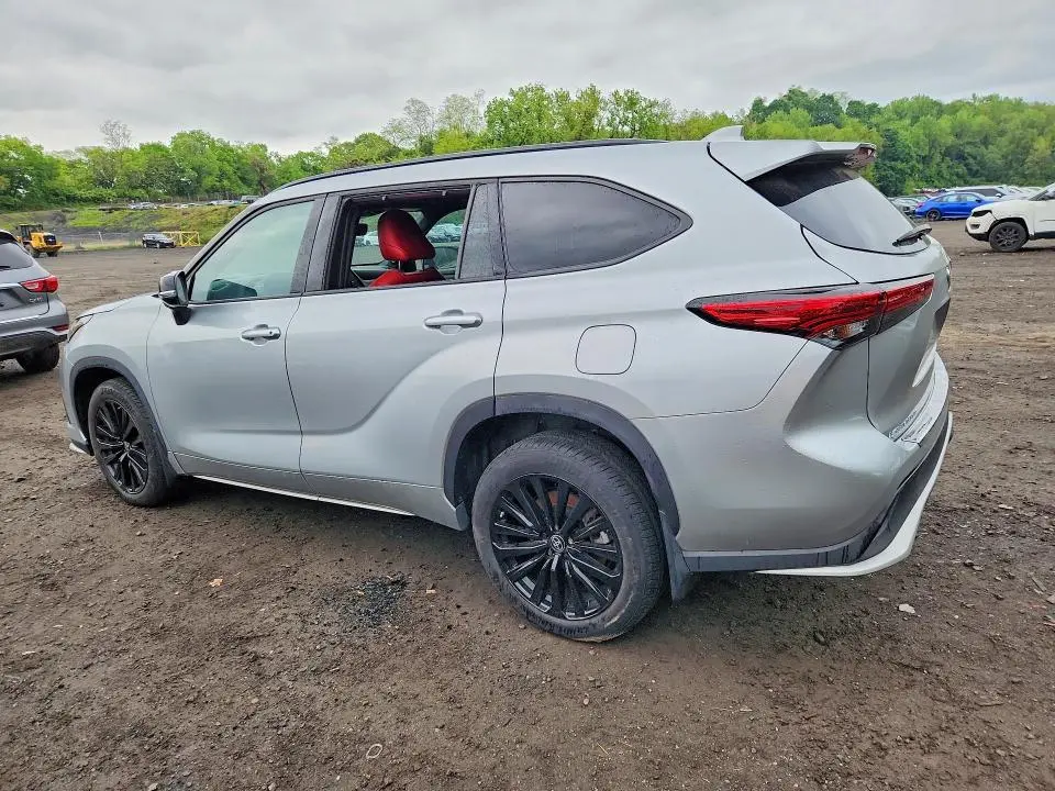2023 TOYOTA HIGHLANDER XSE  