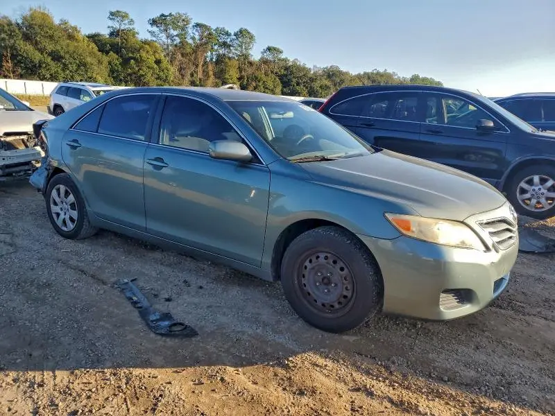 2010 TOYOTA CAMRY SE  
