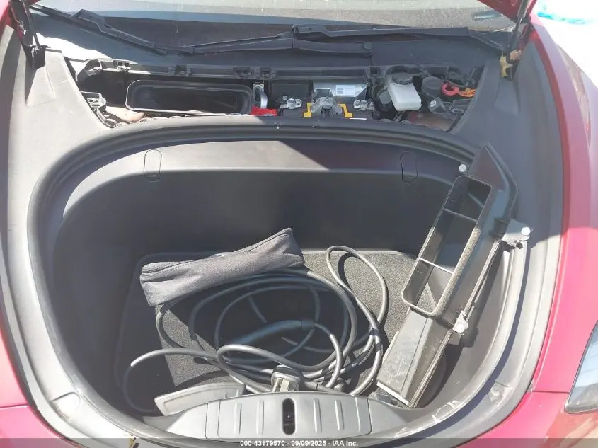 2018 TESLA MODEL 3 LONG RANGE/PERFORMANCE