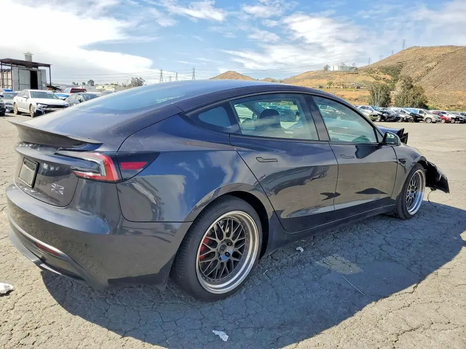 2024 TESLA MODEL 3   
