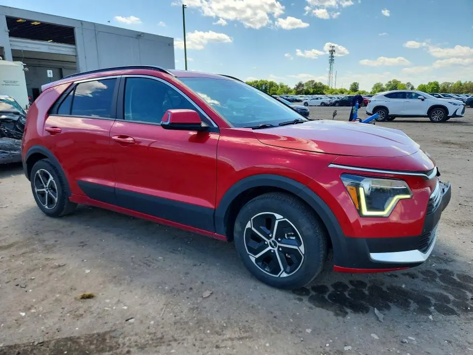 2023 KIA NIRO EX  