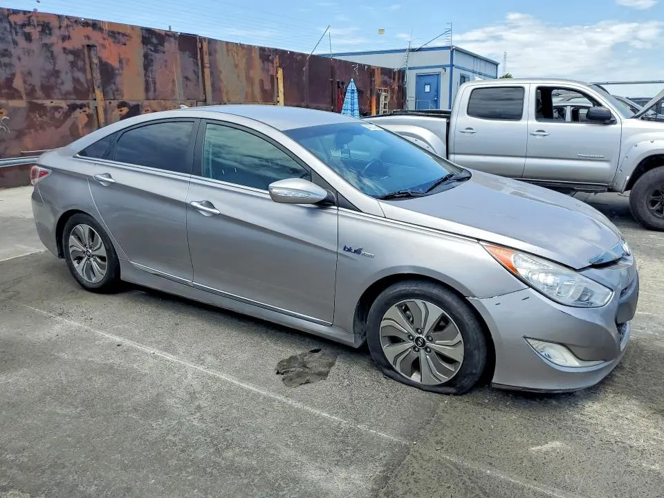2013 HYUNDAI SONATA HYBRID  