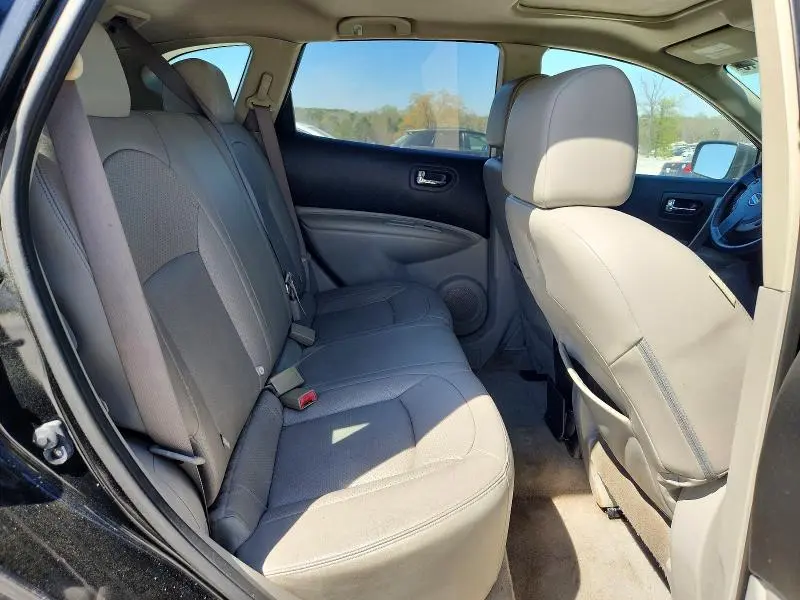 2012 NISSAN ROGUE S  