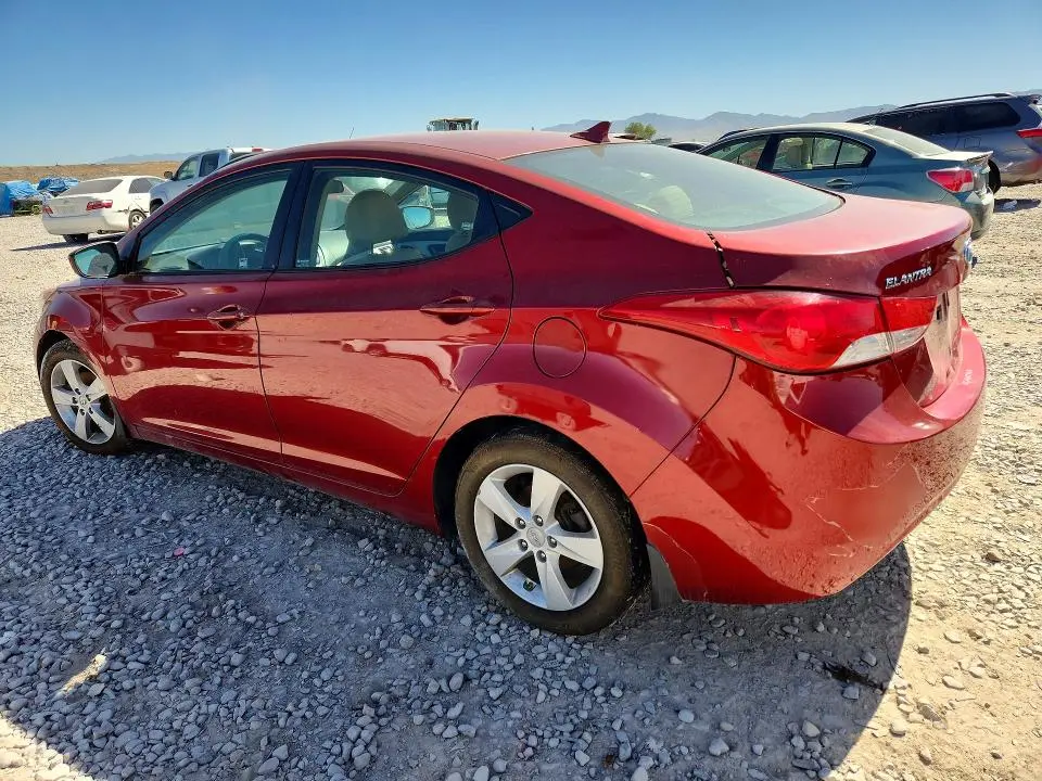 2013 HYUNDAI ELANTRA GLS  
