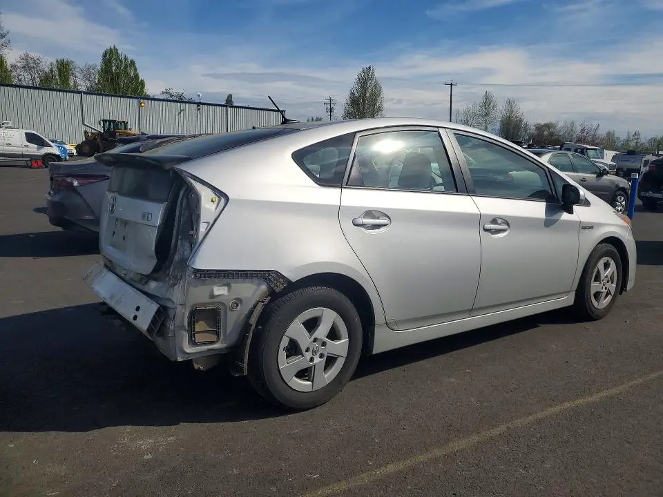 2010 TOYOTA PRIUS II  